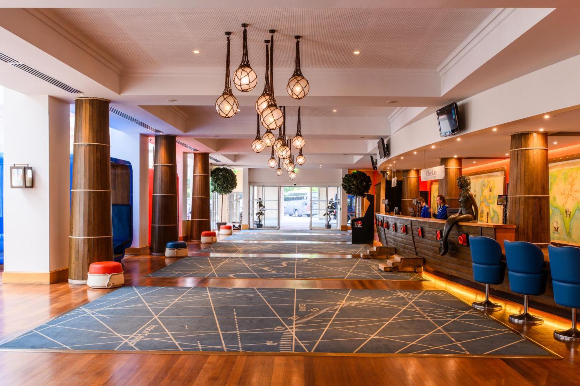 Hotel Explorers Marne-la-vallee