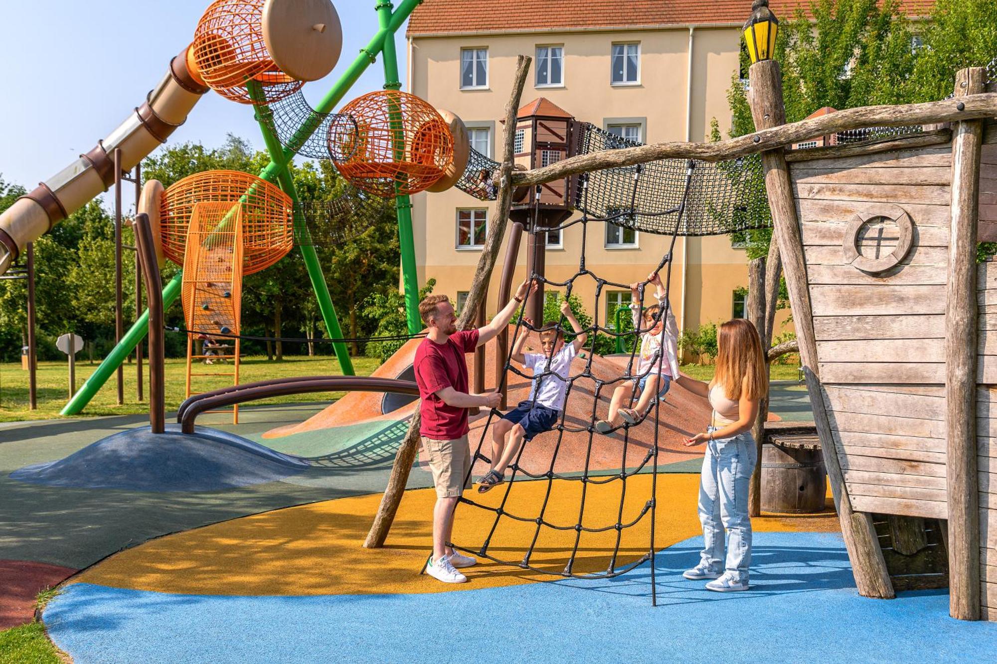 Explorers Marne-la-vallee 3* Magny-le-Hongre