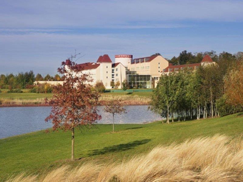 Explorers Marne-la-vallée Hotel 3*